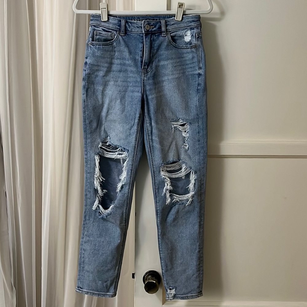 American Eagle Mom Jeans